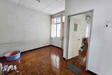 Bandar Menjalara (Desa Seri Mahkota)