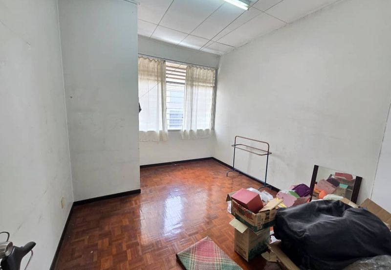 Bandar Menjalara (Desa Seri Mahkota)