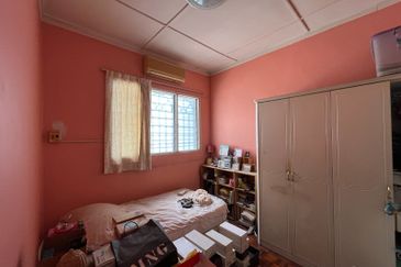 Subang Jaya Jalan USJ Double Storey Freehold Terraced Landed House for Sale