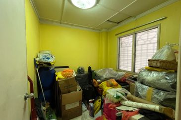 Subang Jaya Jalan USJ Double Storey Freehold Terraced Landed House for Sale