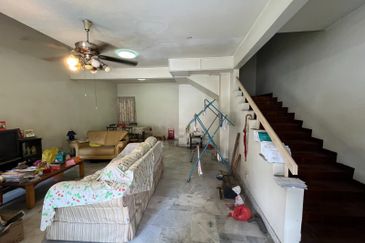 Subang Jaya Jalan USJ Double Storey Freehold Terraced Landed House for Sale