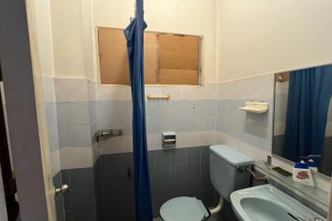 Subang Jaya Jalan USJ Double Storey Freehold Terraced Landed House for Sale