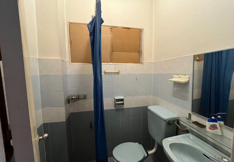 Subang Jaya Jalan USJ Double Storey Freehold Terraced Landed House for Sale