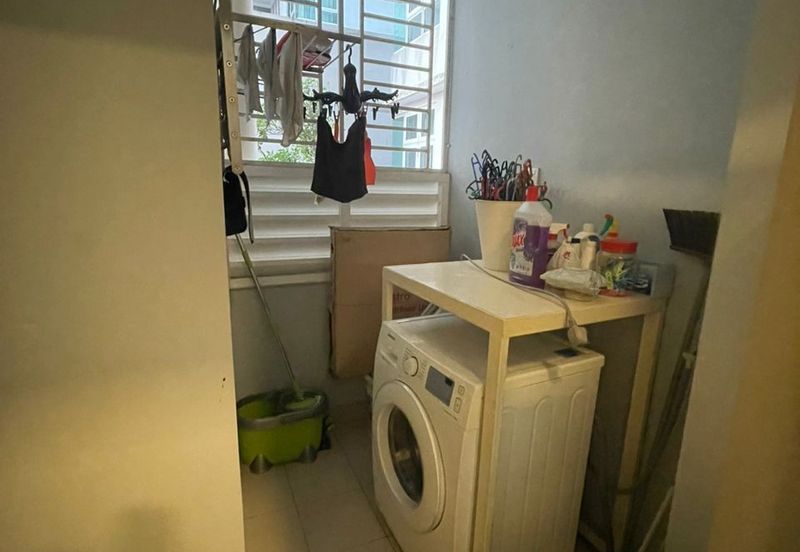 Royal Regent Sri Putramas III