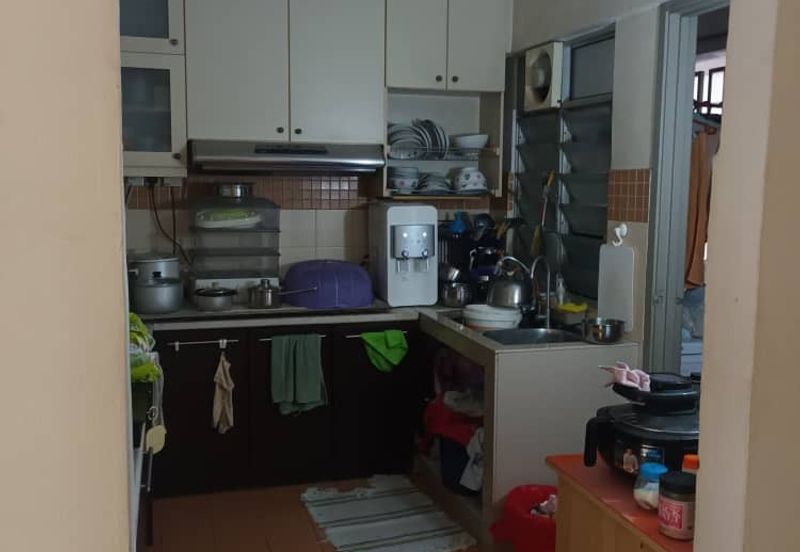 Perdana Exclusive Condominium