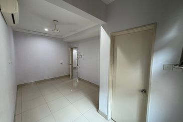 Laman Rimbunan Kepong 2.5 Storey Terraced House for Sale