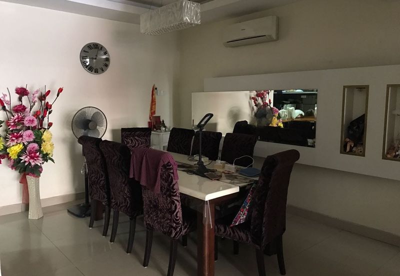 Laman Rimbunan Kepong 2.5 Storey Terraced House for Sale