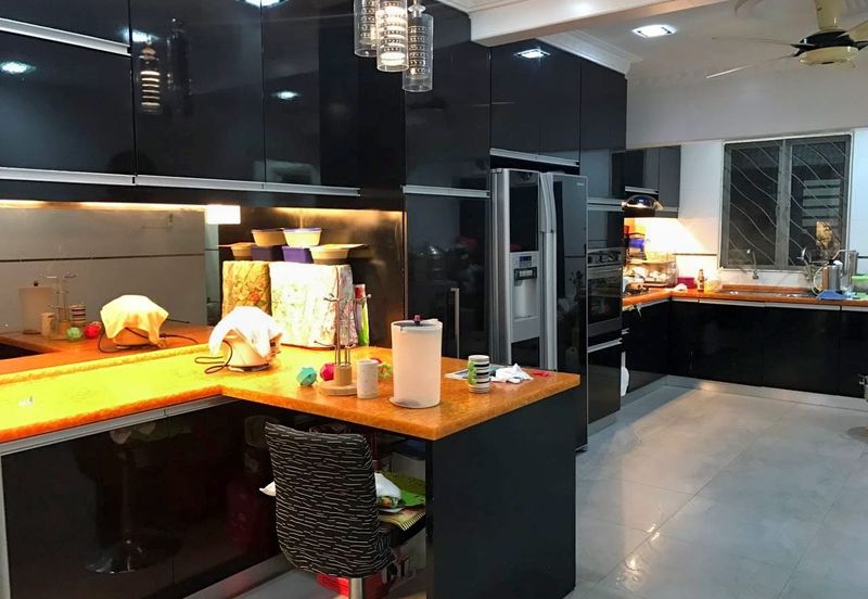 Laman Rimbunan Kepong 2.5 Storey Terraced House for Sale