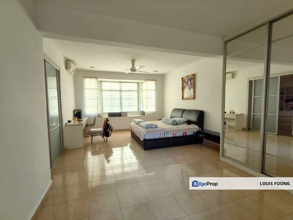 Laman Rimbunan Kepong 2.5 Storey Terraced Landed House Renovated for Sale, Kuala Lumpur, Kepong