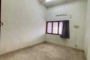 Kepong Baru Kepong Uphill Single Storey Terraced Landed House Basic Unit for Sale