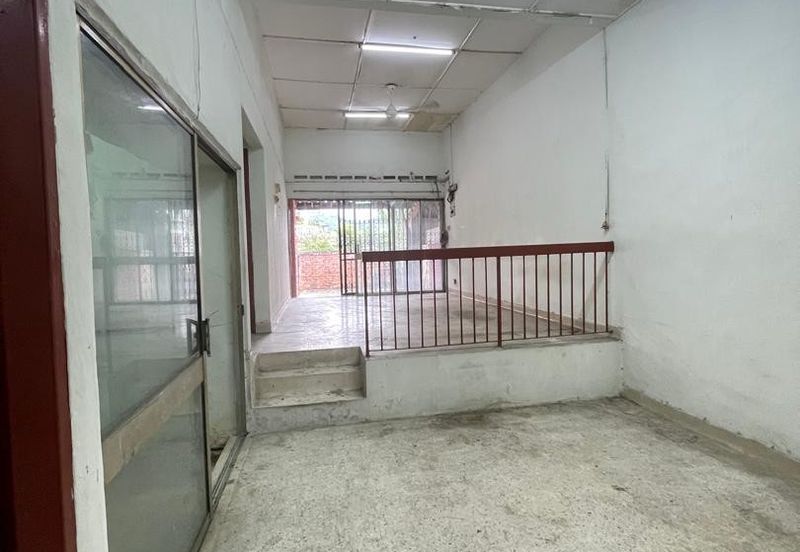 Kepong Baru Kepong Uphill Single Storey Terraced Landed House Basic Unit for Sale
