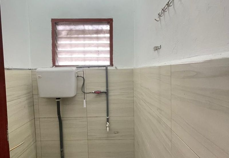 Kepong Baru Kepong Uphill Single Storey Terraced Landed House Basic Unit for Sale