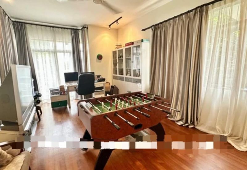 Changkat Kiara Surya