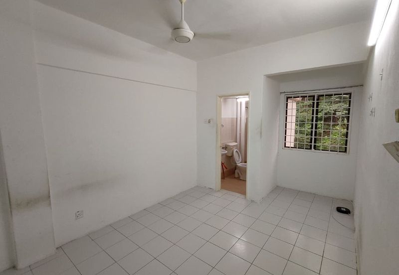 Ixora Apartment
