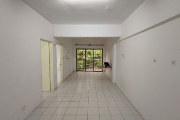 Ixora Apartment