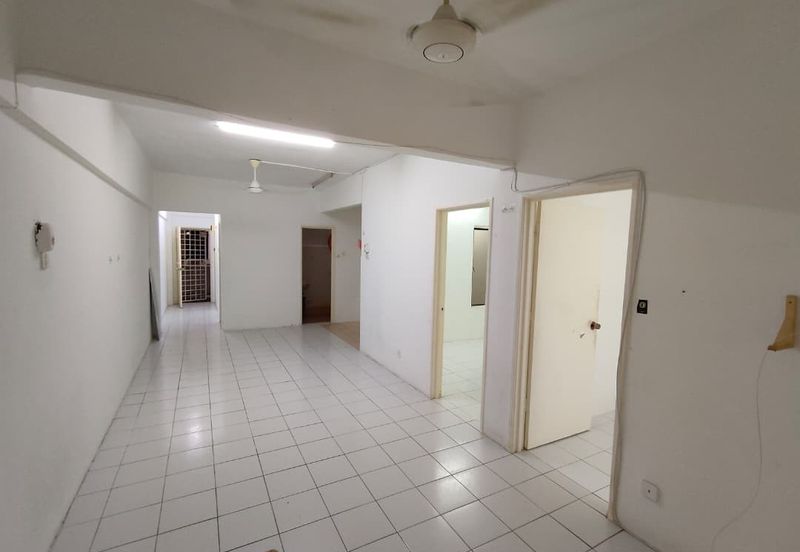 Ixora Apartment