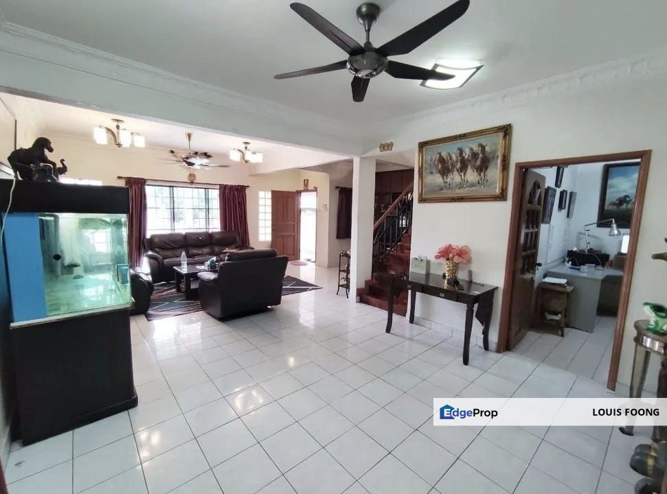 Rimba Riang Seksyen 9 Kota Damansara Double Storey Superlink Renovated unit for Sale, Selangor, Kota Damansara