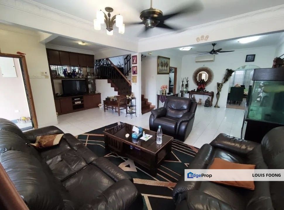 Rimba Riang Seksyen 9 Kota Damansara Double Storey Superlink Renovated unit for Sale, Selangor, Kota Damansara