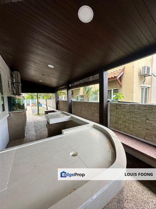 Beverly Height Freehold Bungalow with Swimming Pool Grade A unit for Sale, Selangor, Ampang