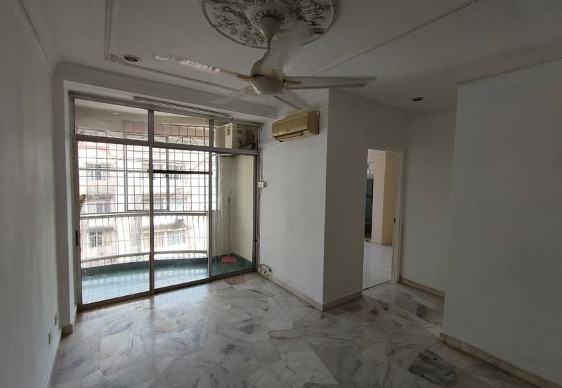 Greenview Apartments