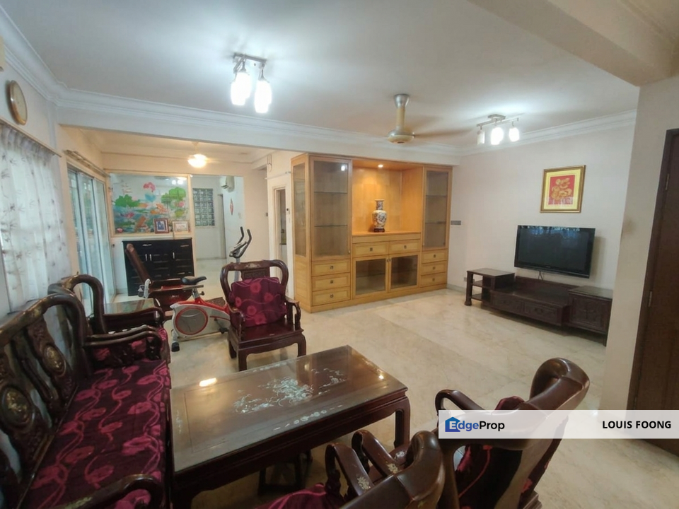 Taman Megah Kepong Double Storey Terraced End lot Freehold Renovated Unit for Sale, Kuala Lumpur, Kepong