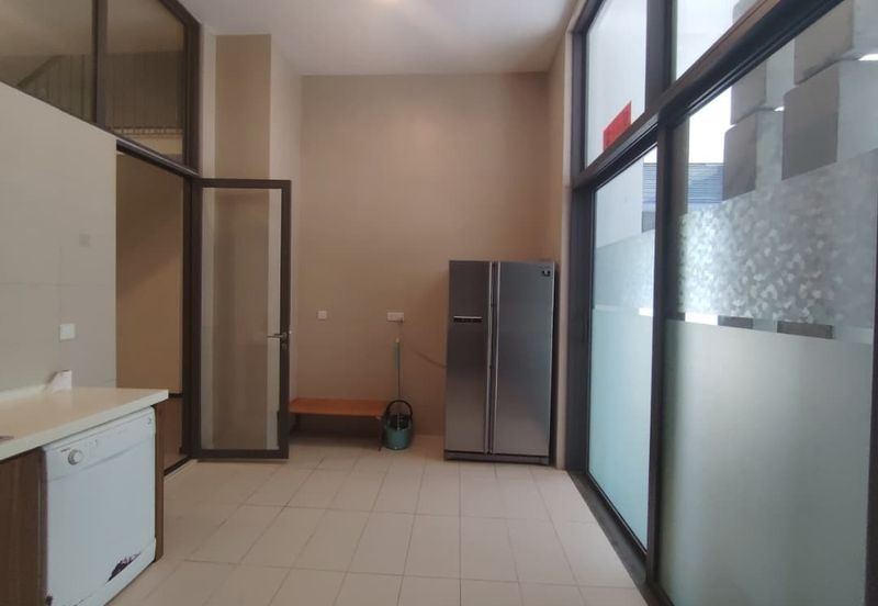 The Mansions @ Parkcity Heights