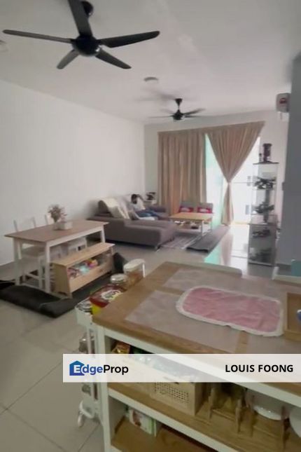 Kepong High end Lake Side Condo The Henge below market Price for Sale, Kuala Lumpur, Kepong