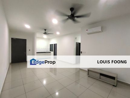 Kepong High end Lake Side Condominium The Henge below market Price for Sale, Kuala Lumpur, Kepong