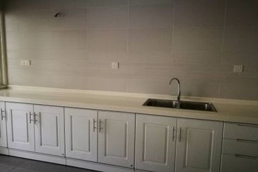 Suria Homes 3 Storey Terraced Taman Sri Segambut for Sale