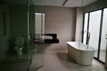 Suria Homes 3 Storey Terraced Taman Sri Segambut for Sale