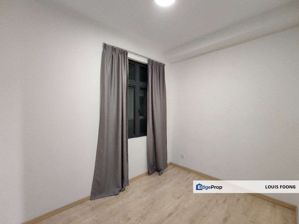 Kepong Lake Side High end Condominium The Henge below market Price for Sale, Kuala Lumpur, Kepong