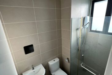 Fortune Perdana Lakeside Residences