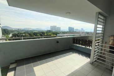 Fortune Perdana Lakeside Residences