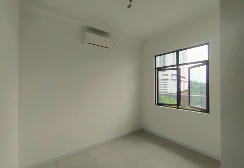 Fortune Perdana Lakeside Residences