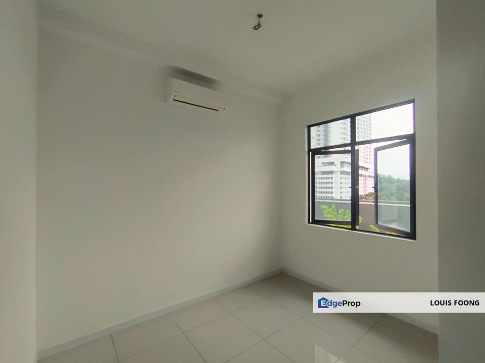 Fortune Perdana Kepong Lake Side Condominium with Big Balcony Extra Land for Sale, Kuala Lumpur, Kepong