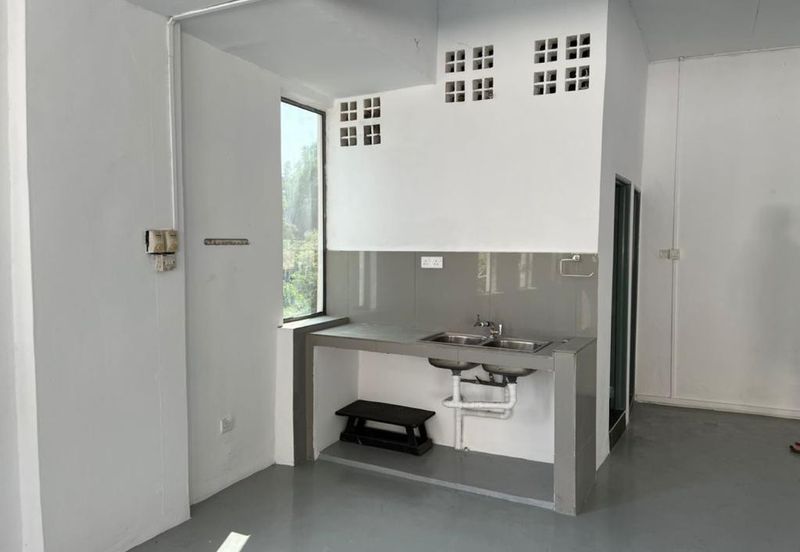 Medan Putra Business Centre