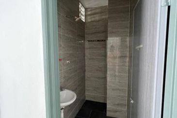 Medan Putra Business Centre