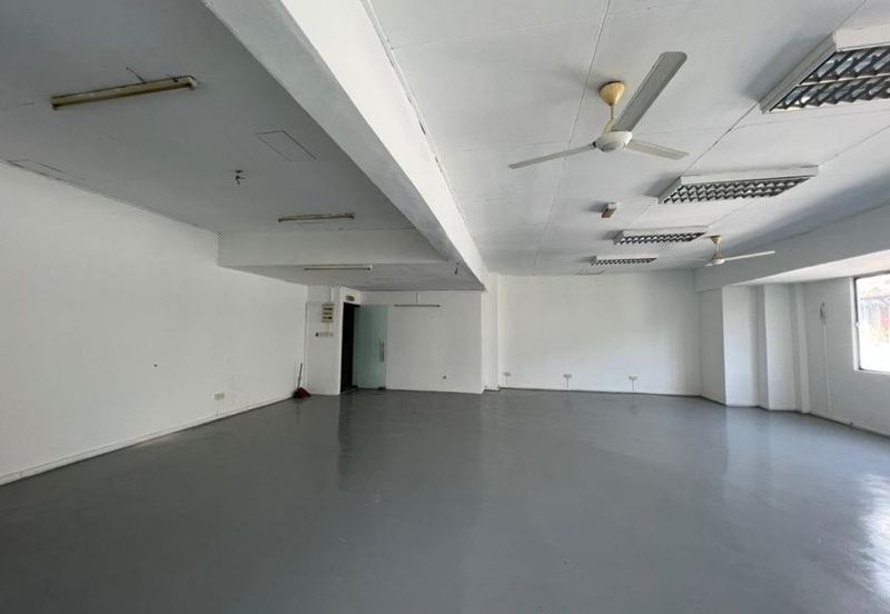 Medan Putra Business Centre