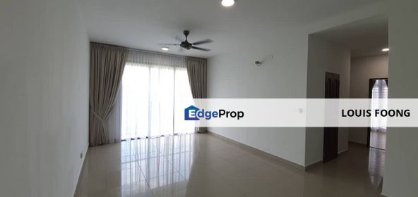 The Henge Kepong Lake Side Highend Condominium Spacious Lake View Unit for Sale, Kuala Lumpur, Kepong