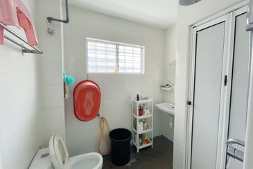  Saujana Damansara Damai 2 Storey Terraced Landed House for Sale