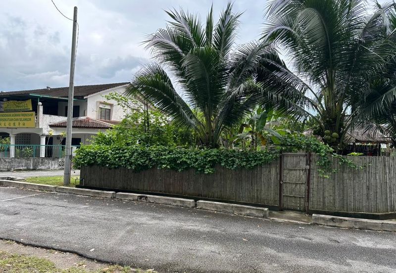 Taman Kepong (Kepong Garden)