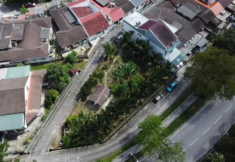 Taman Kepong (Kepong Garden)