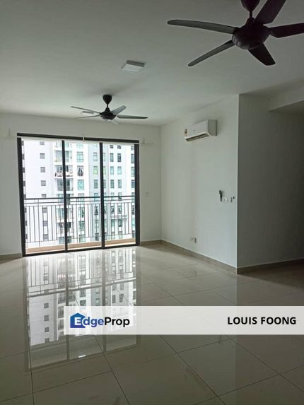 The Henge Kepong Lake Side High-end Condominium Pool View Unit Below Market for Sale, Kuala Lumpur, Kepong