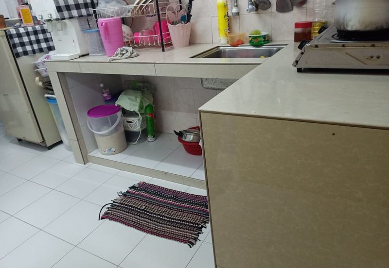 Laman Damai (Li Garden Apartment)