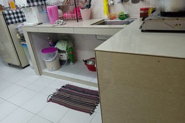 Laman Damai (Li Garden Apartment)