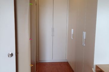 Kiara East Suite DEX