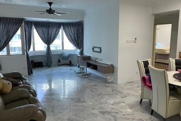 De Tropicana Condominium