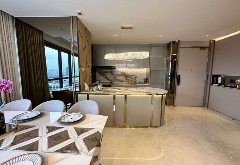 Aria Luxury Residence