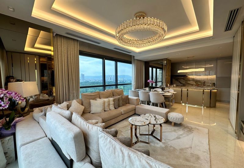 Aria Luxury Residence