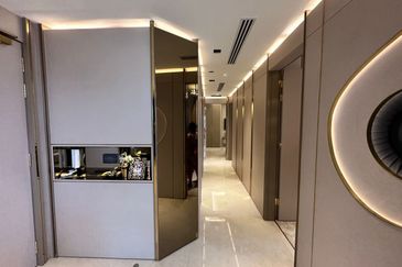 Aria Luxury Residence